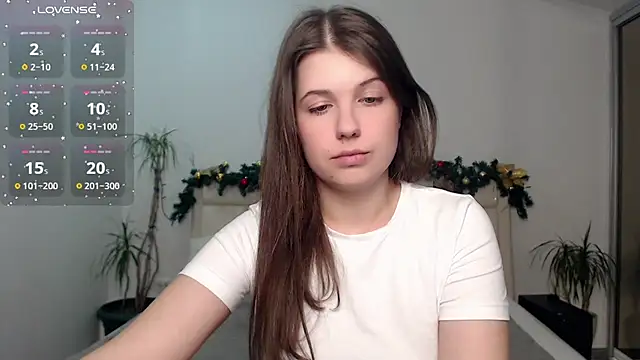 Snapshot of SayMeow_ chatting on December 15, 10:39 am SayMeow online show from December 15, 10:39 am