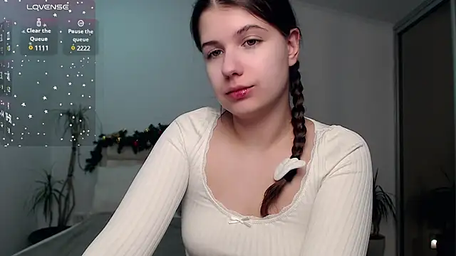 Snapshot of SayMeow_ chatting on December 28, 4:41 am SayMeow online show from December 28, 4:41 am