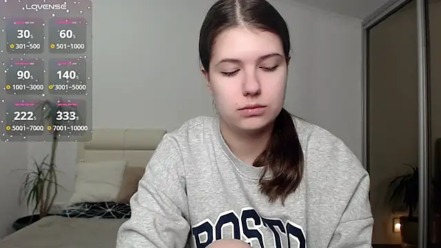 Snapshot of SayMeow_ chatting on February 10, 4:41 am SayMeow online show from February 10, 4:41 am