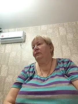 EffectFiona online show from March 2, 3:05 pm