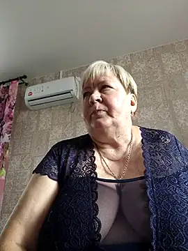 EffectFiona online show from September 26, 11:03 am