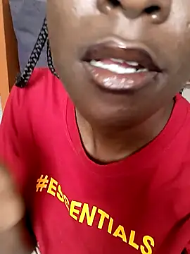 Snapshot of Prettybecs chatting on December 28, 6:39 am Prettybecs online show from December 28, 6:39 am