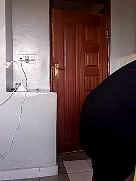 Snapshot of Prettybecs chatting on February 13, 1:37 pm Prettybecs online show from February 13, 1:37 pm