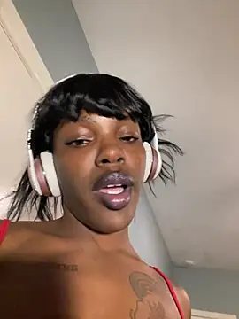 Snapshot of wishwashhy22 chatting on February 16, 5:15 am wishwashhy22 online show from February 16, 5:15 am