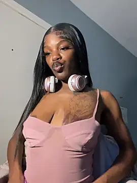 Snapshot of wishwashhy22 chatting on March 15, 12:15 am wishwashhy22 online show from March 15, 12:15 am