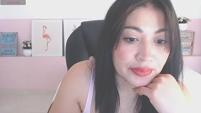 sophia hadid online show from November 6, 8:54 pm