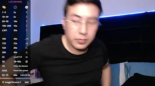 andrewmhilton  online show from March 18, 3:31 am