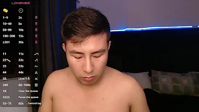 andrewmhilton  online show from September 22, 5:20 am