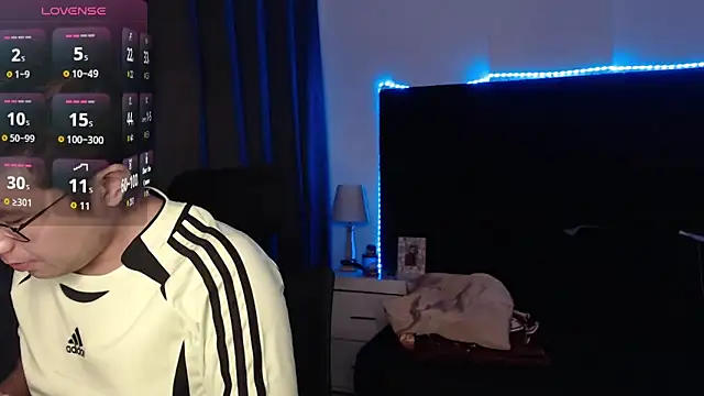 andrewmhilton  online show from February 20, 5:15 am