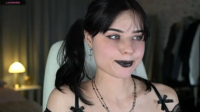 Snapshot of Lazy_pepsi chatting on December 20, 7:43 pm Lazy pepsi online show from December 20, 7:43 pm