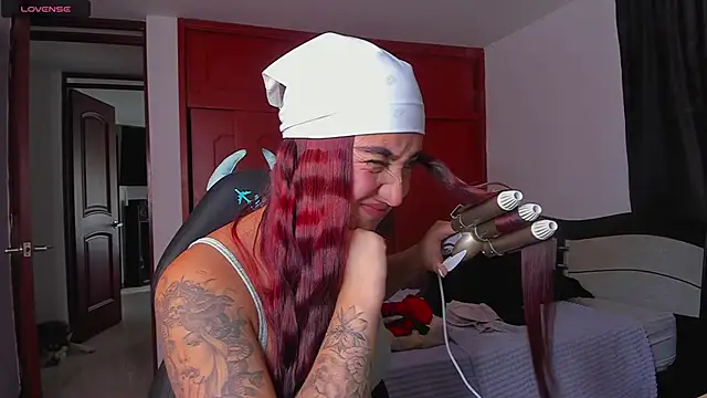 Snapshot of _Tammyy chatting on December 2, 5:37 pm Tammyy online show from December 2, 5:37 pm