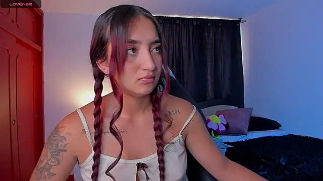 Snapshot of _Tammyy chatting on December 11, 7:14 pm Tammyy online show from December 11, 7:14 pm