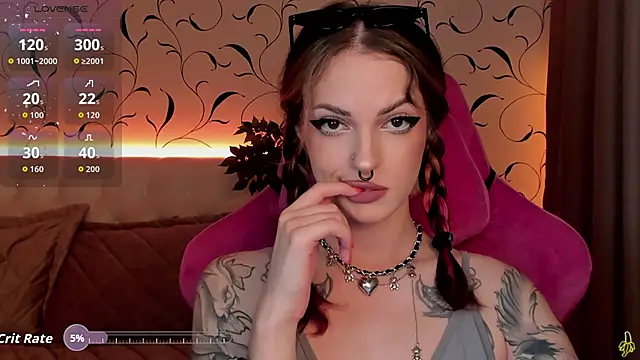 BratzieDarsie online show from October 4, 8:23 am