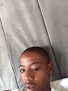 BLACK BOTTOM03 online show from March 16, 9:02 am