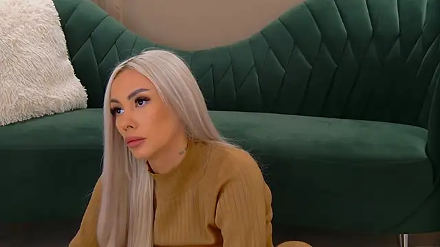 Bailey Rush online show from November 11, 3:01 pm