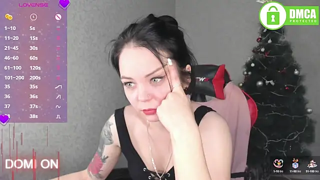 Snapshot of AnnyHoney_ chatting on December 13, 11:39 pm AnnyHoney online show from December 13, 11:39 pm