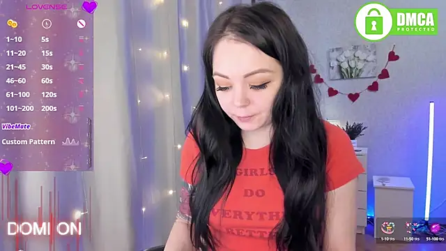 Snapshot of AnnyHoney_ chatting on February 4, 12:00 pm AnnyHoney online show from February 4, 12:00 pm