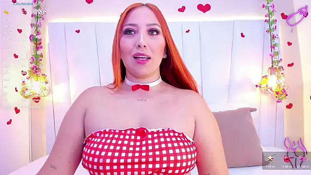 Snapshot of KiarhaTrixie chatting on March 11, 11:33 am KiarhaTrixie online show from March 11, 11:33 am