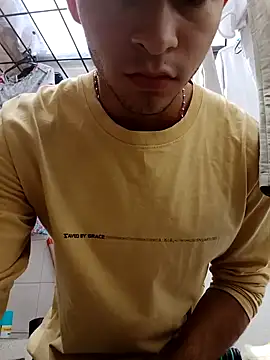 Emir Hassam online show from December 24, 5:02 pm