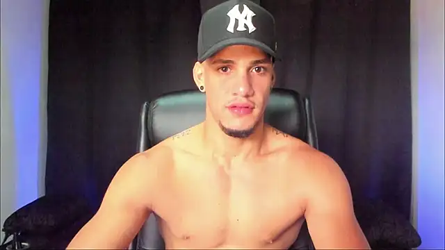 jhonnysnow17 online show from September 21, 7:48 pm