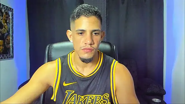 jhonnysnow17 online show from November 6, 1:50 am