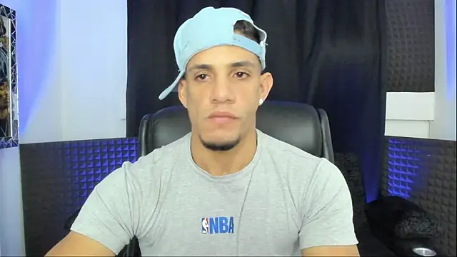 jhonnysnow17 online show from June 27, 5:34 am