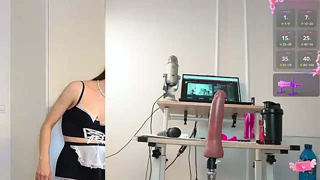 Snapshot of Miss69Ri99 chatting on March 7, 8:11 pm Miss69Ri99 online show from March 7, 8:11 pm