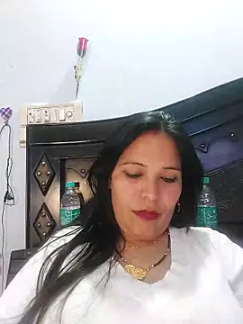 Poojabhabi101 online show from February 20, 12:04 pm