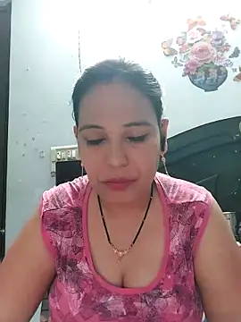 Poojabhabi101 online show from April 30, 5:14 am