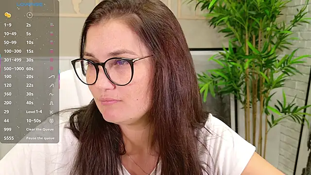 SelineSole online show from September 15, 3:01 pm