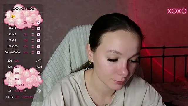 lil luna x online show from February 14, 4:09 pm