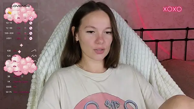 lil luna x online show from September 21, 9:27 pm