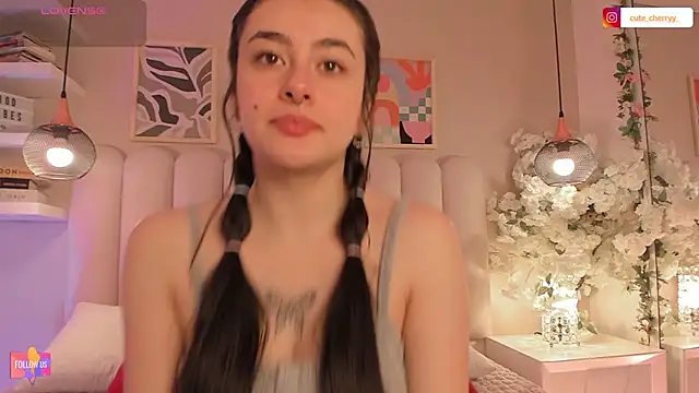 cute  cherry  online show from October 24, 8:16 pm