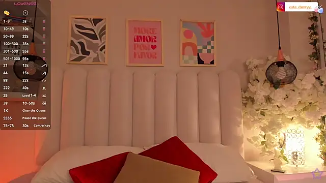 cute  cherry  online show from March 1, 12:18 pm