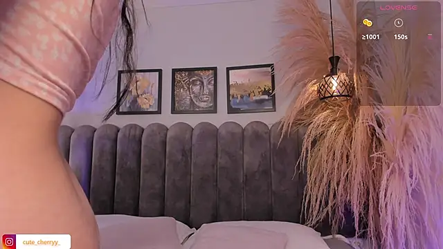 cute  cherry  online show from June 11, 8:18 pm