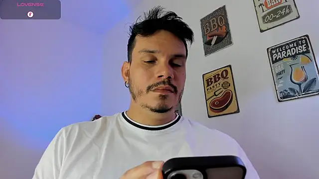 alejandro stark online show from March 4, 10:43 am