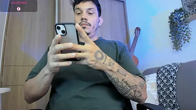 alejandro stark online show from July 1, 2:40 pm
