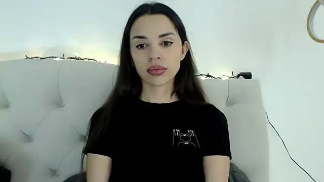 Mika Gold online show from December 15, 12:20 pm