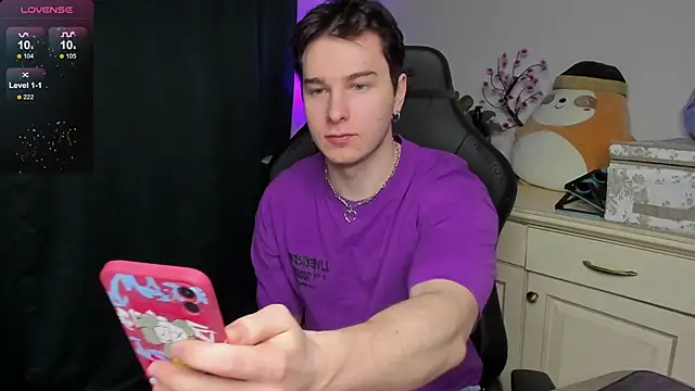 Vincent Strong online show from January 9, 8:28 am