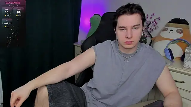 Vincent Strong online show from January 19, 8:07 am