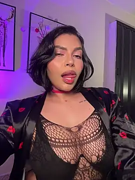 GigiiStone online show from February 11, 8:58 pm