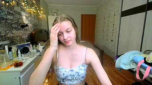   Aphrodita  wow   online show from April 29, 1:37 pm