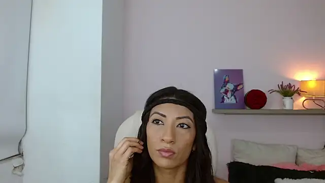 sofia perez    online show from March 21, 8:08 pm