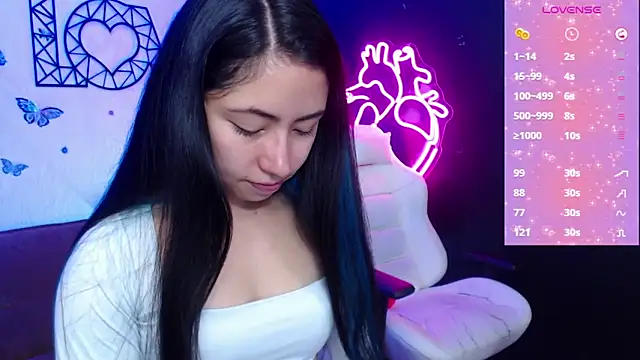 demyanderson  online show from March 10, 9:29 pm