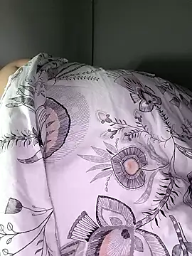 pigboybi online show from January 25, 3:30 am