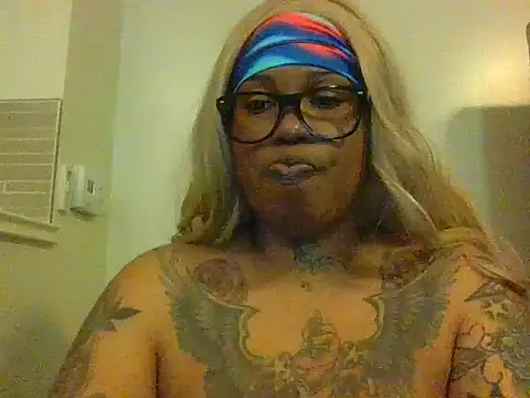 Snapshot of ShaBrimDaPornstar chatting on November 11, 9:15 pm ShaBrimDaPornstar online show from November 11, 9:15 pm