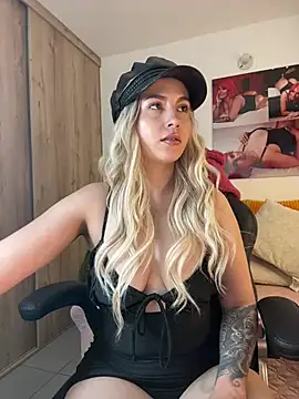 zafiro mo0n online show from January 13, 12:09 am