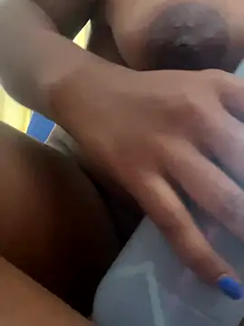 Snapshot of samanthaabloom chatting on November 10, 6:40 pm samanthaabloom online show from November 10, 6:40 pm