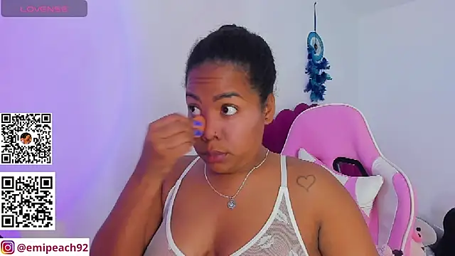samanthaabloom online show from June 9, 11:05 pm