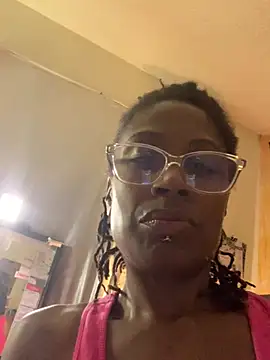 MinnysotaWinter500 online show from July 24, 5:49 am